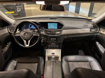 Mercedes E 300 - 4