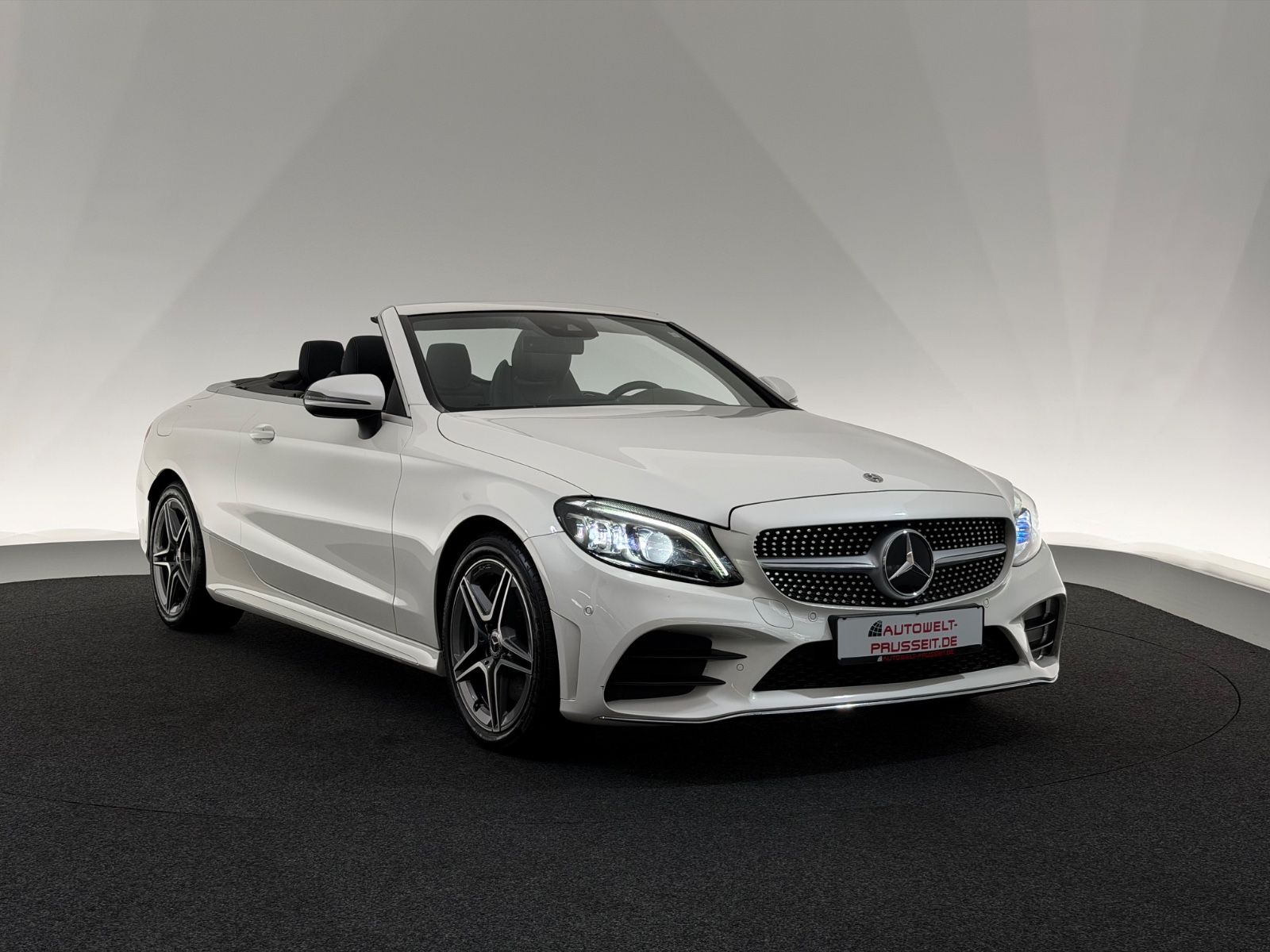 Gebrauchtwagen Mercedes-Benz C 300 C 300 Cabrio*AMG LINE*MULTIBEAM-AIRSCARF-R.KAM in Künzell