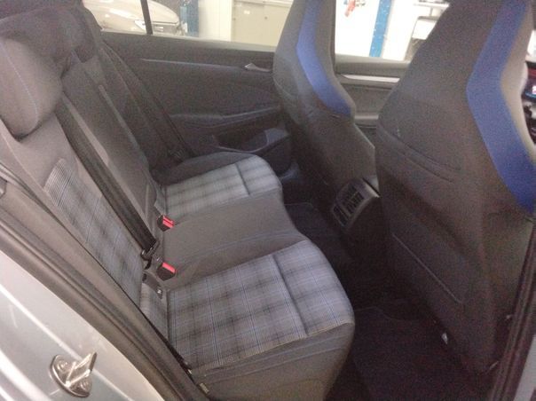Volkswagen Golf - Bild 6