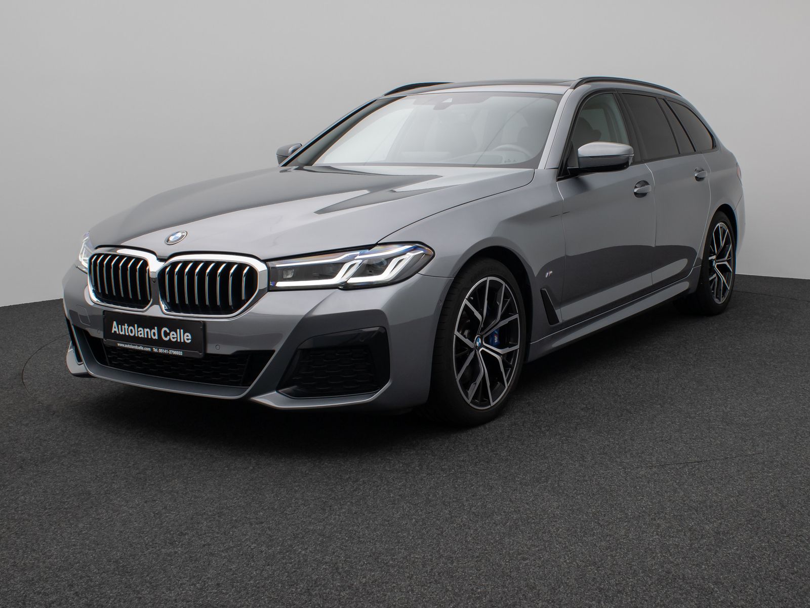 Fahrzeugabbildung BMW 530i M Sport Panorama 360°Laser HUD DAB H/K 19"