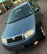 Skoda Fabia 1.4 16V Elegance Combi Elegance - Skoda Fabia aus 2004: Combi