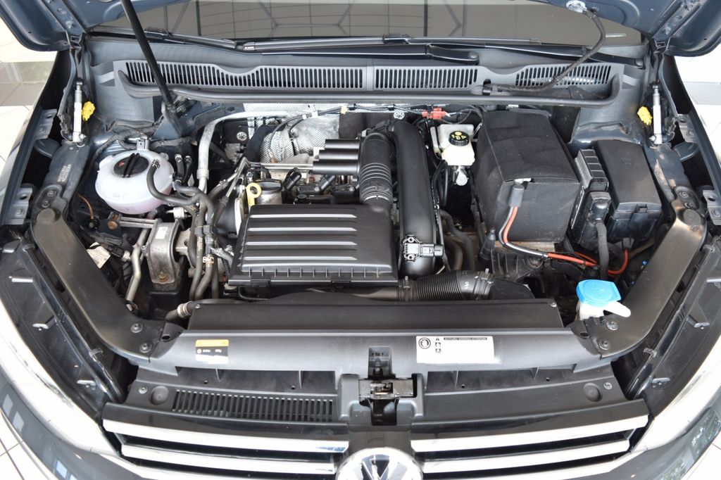 Car Image 23