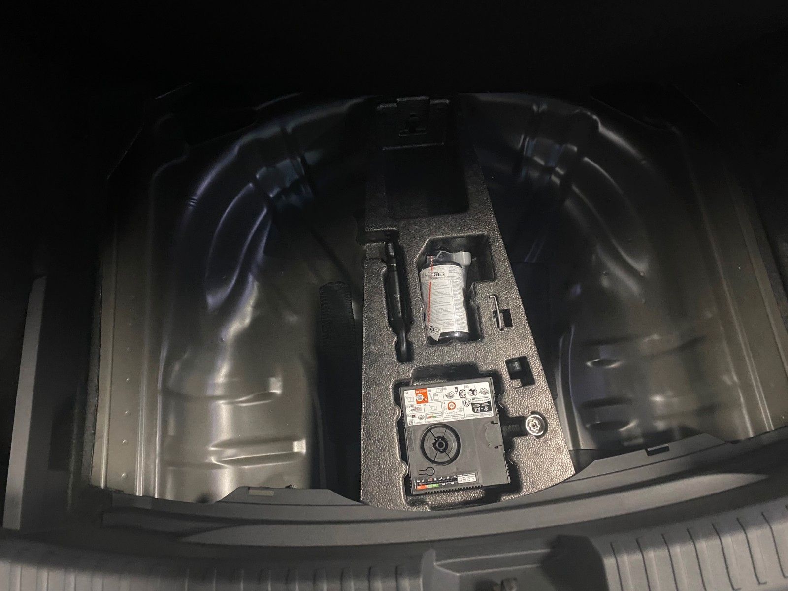 Fahrzeugabbildung SEAT Leon 1.5 TSI STYLE+R Kamera+ACC+3 Zonen KLIMA+BC