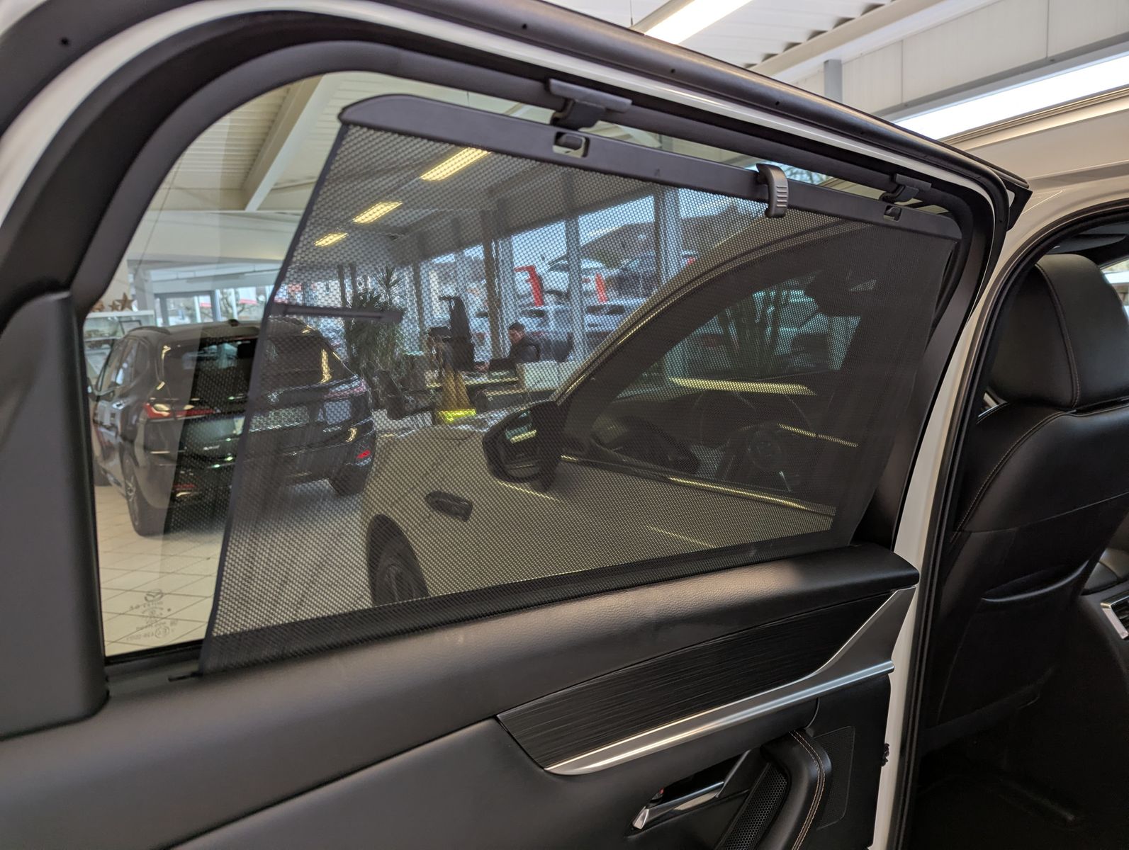 MAZDA CX-80 2.5 SKYACTIV PHEV 327 HOMURA+ 7-Sitze Pano - Image 28