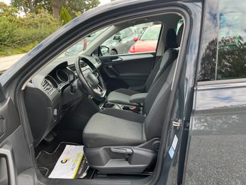 Volkswagen Tiguan - 10