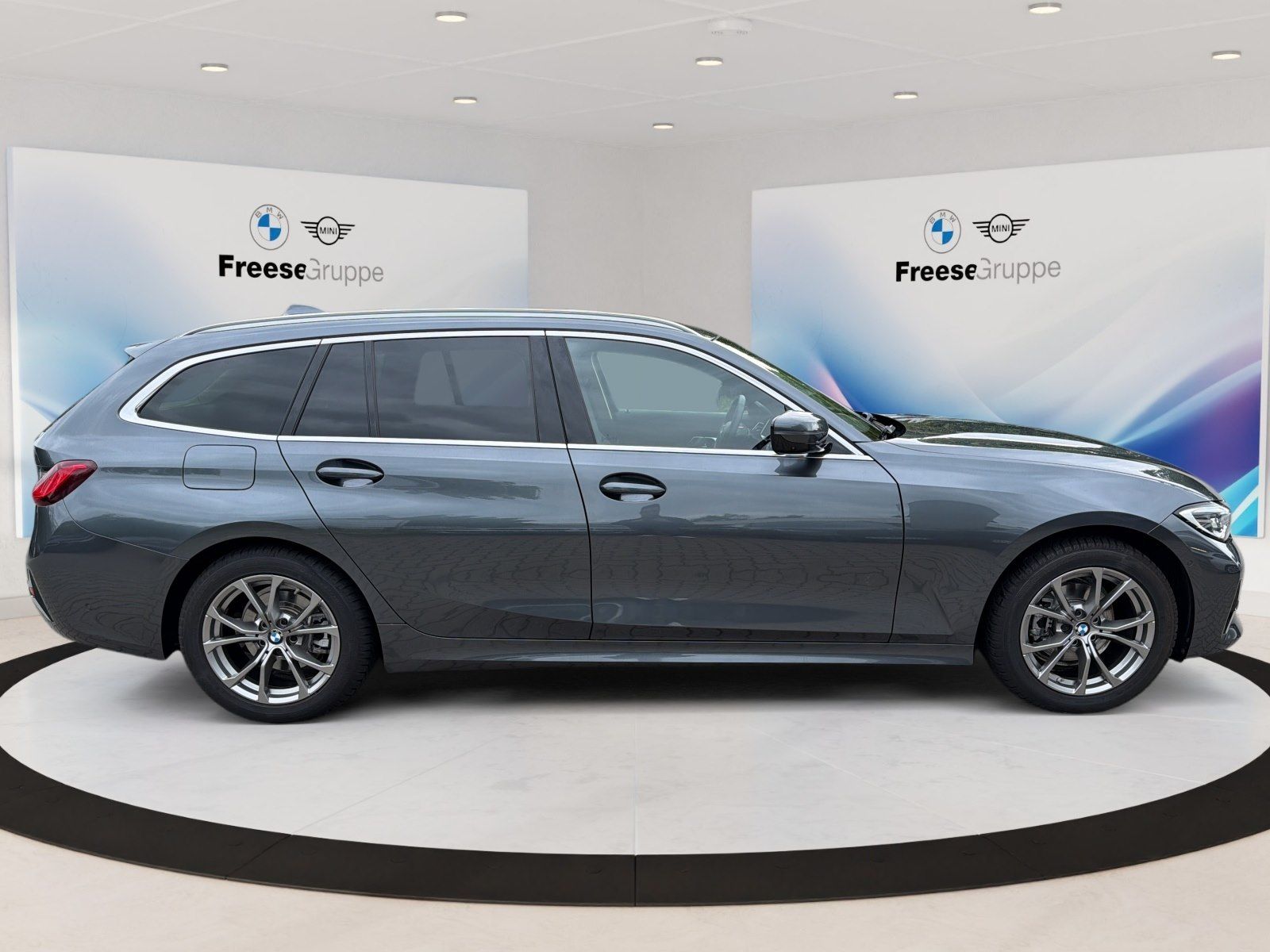 BMW 318i Touring AHK 360° RFK LORDOSE LED SHZ DAB BT foto 7