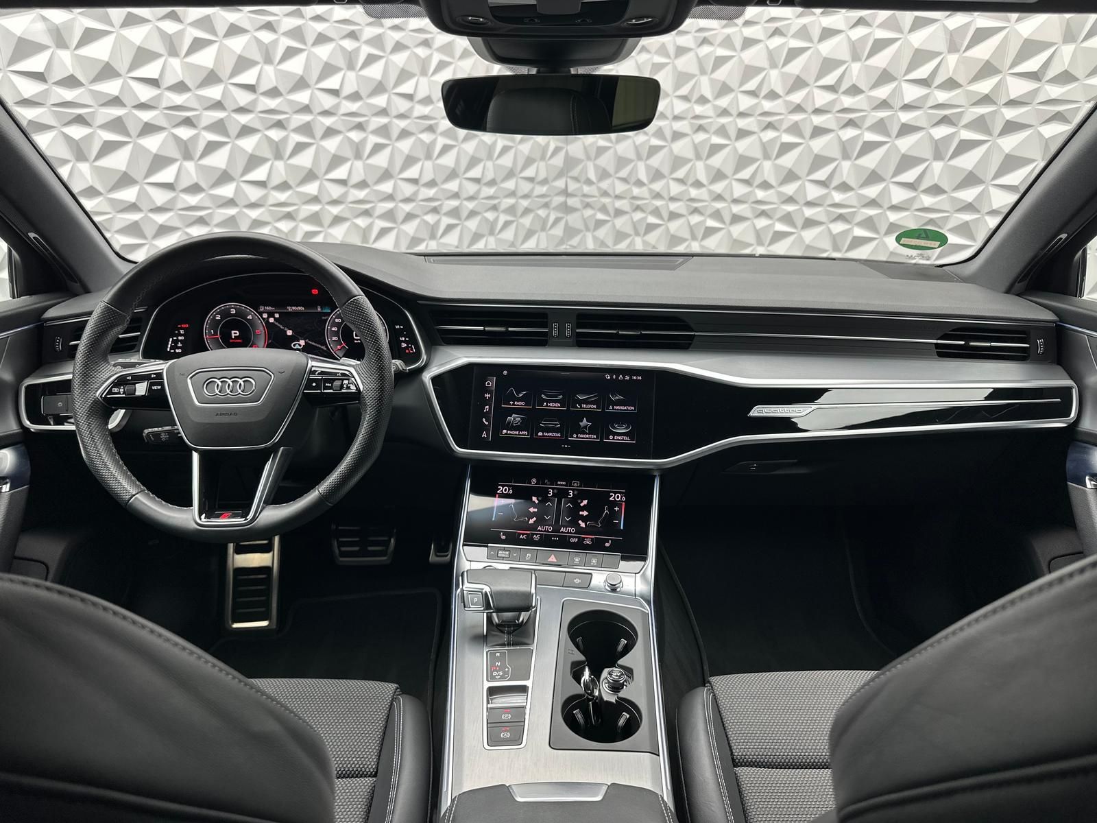 Fahrzeugabbildung Audi A6 45 TDI QUA/S-LINE PLUS/MATRIX/AHK/ACC/VIRTUAL