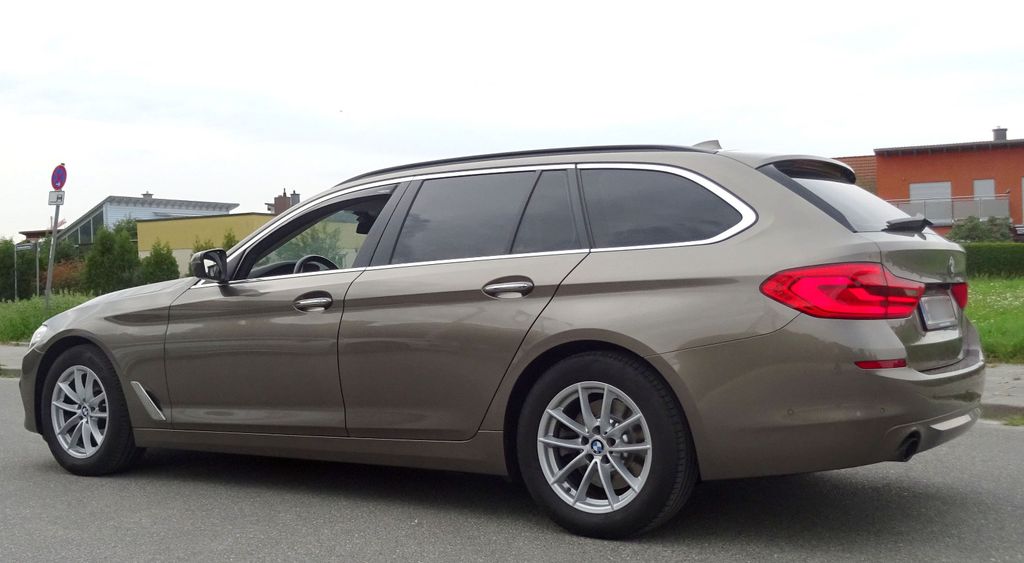 Image of BMW 520
