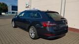 Skoda Superb 2.0 TDI DSG Ambition Combi - Skoda Superb aus 2016 mit Diesel-Antrieb: Kombi, 2.0