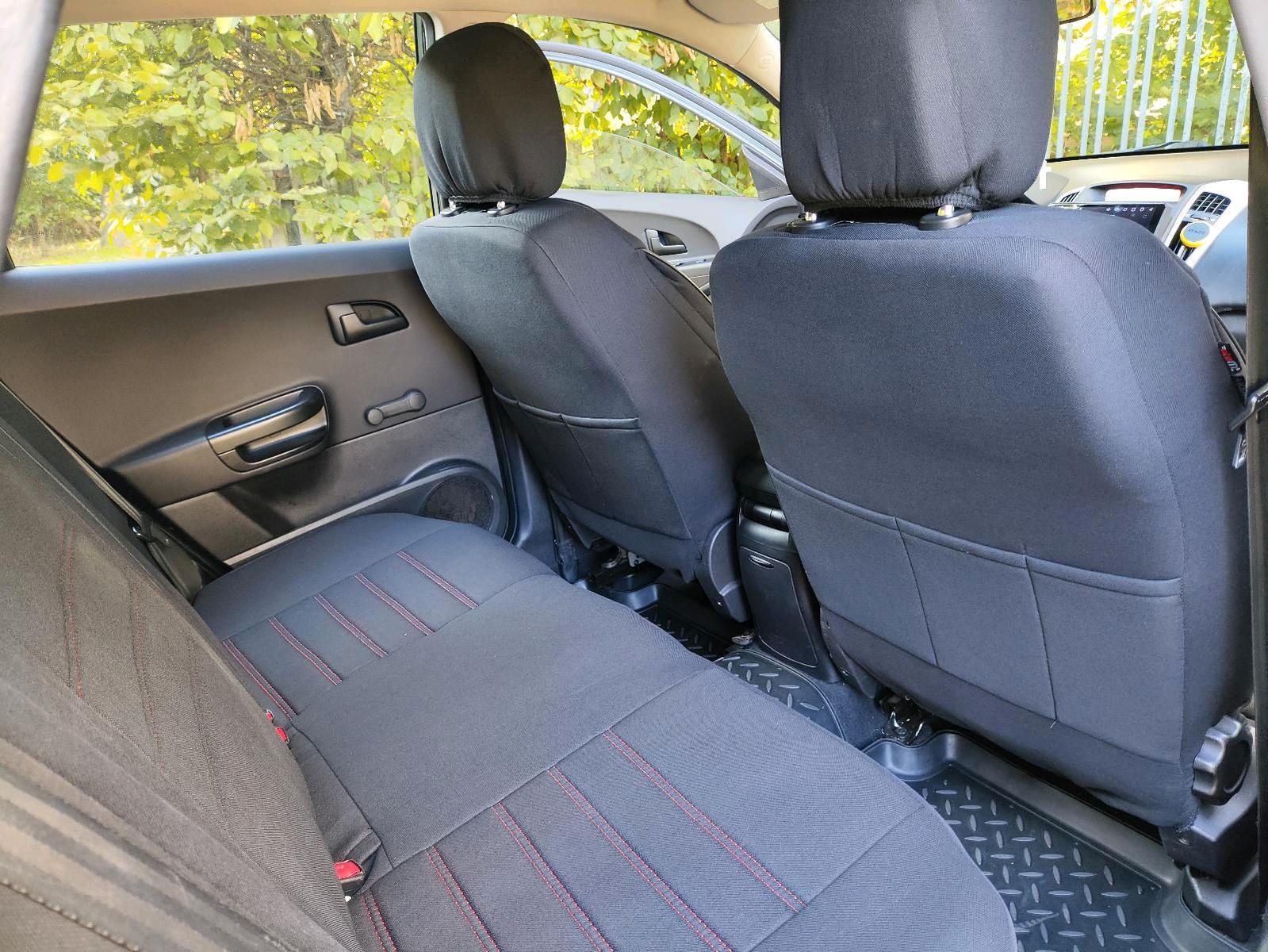 Kia cee'd 2011 — photo 15