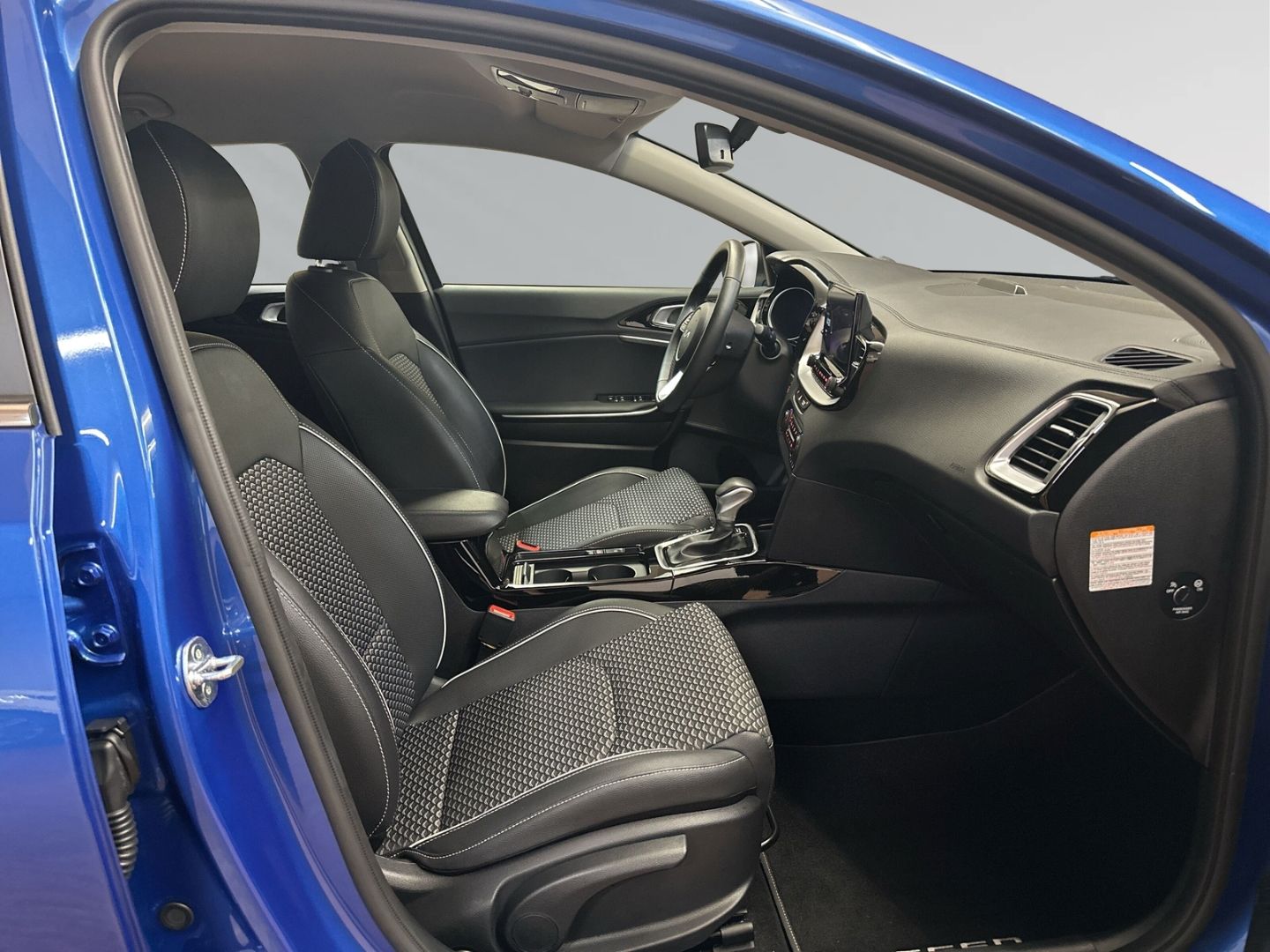 Fahrzeugabbildung Kia Ceed_sw Plug-in Hybrid Spirit 1.6 + Navi + Digit