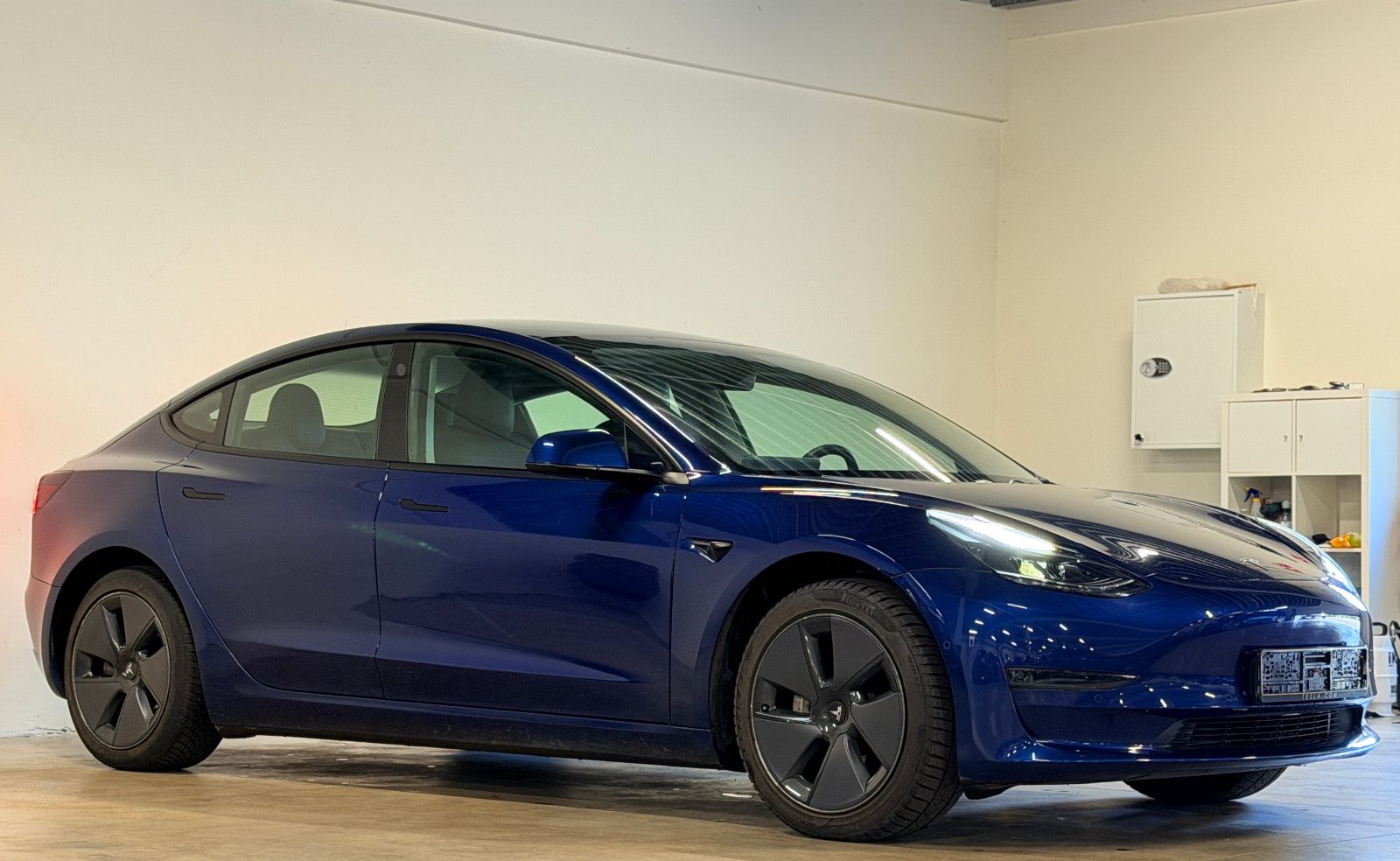 Tesla Model 3 Long Range Dual Motor AWD 366 kw imagem 3