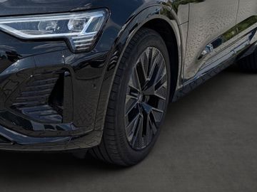 Audi Q8 e-tron - 9