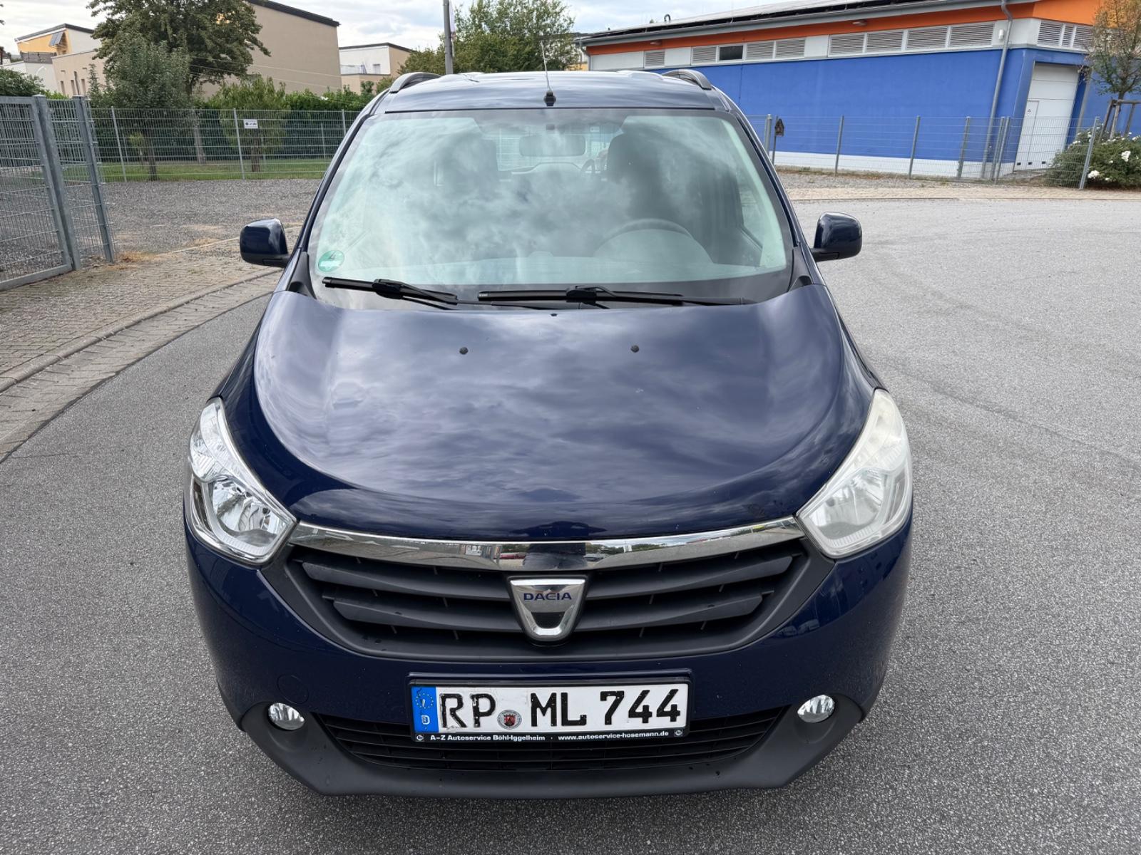 Dacia Lodgy 2014 — photo 8