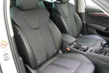 Skoda Octavia Combi Style 2,0 TDI NAVI beh WSS +Lenkr.