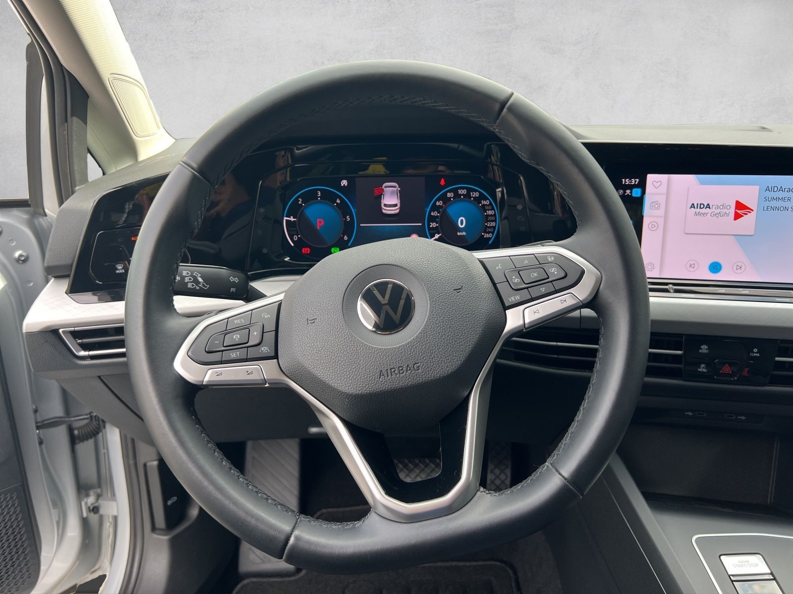 Golf Life 2.0 TDI DSG*LED*ACC*Navi*RearView