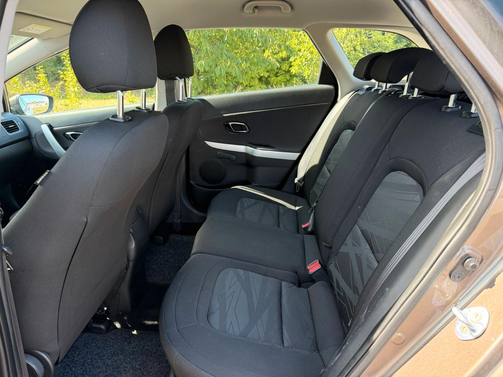 Kia Ceed Sportswagon Attract*R-Kamera*Navi*PDC*