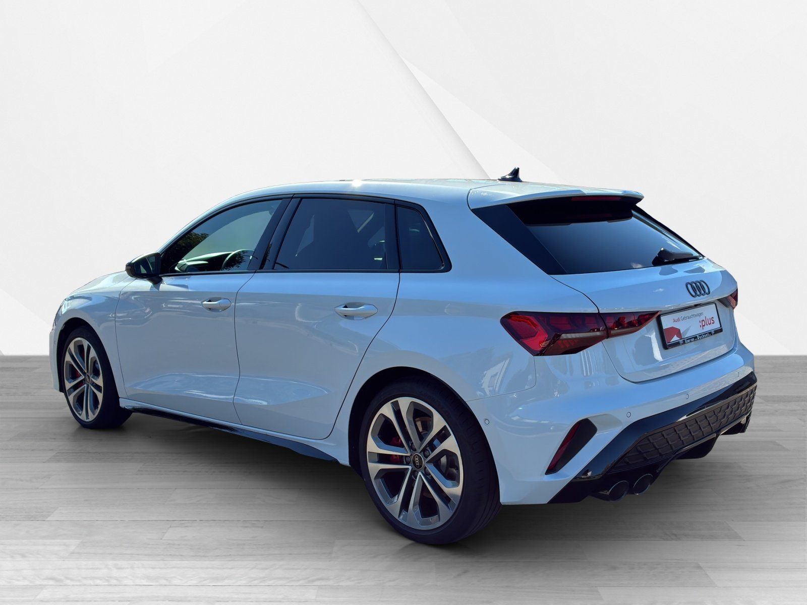 Fahrzeugabbildung Audi S3 Sportback quattro 2.0 TFSI 360,Kamera,LED,LM