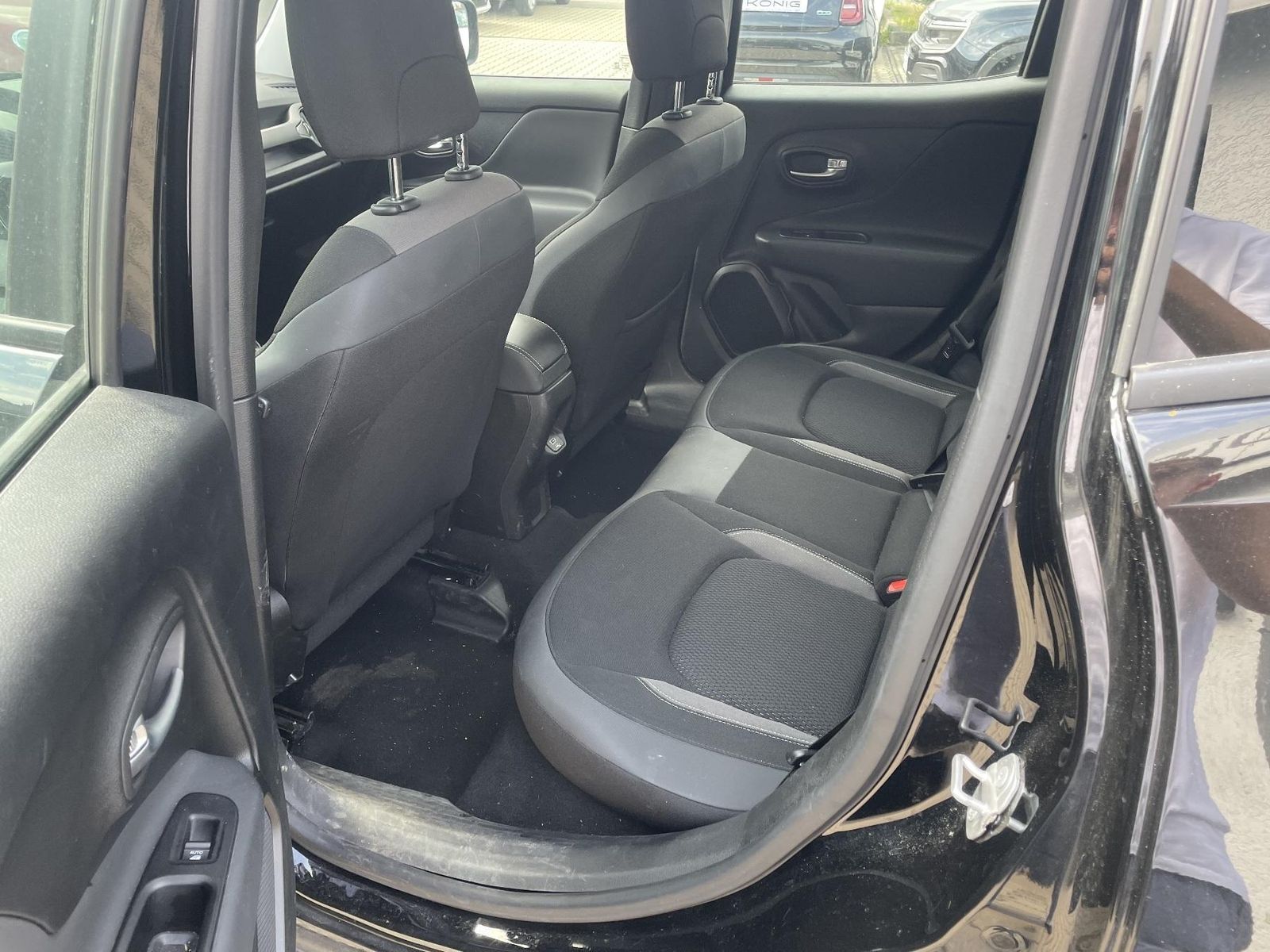 Jeep Renegade - Bild 13