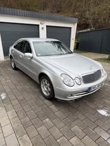 Mercedes-Benz E 200 KOMPRESSOR CLASSIC Classic - gebrauchte Mercedes-Benz E 200 aus dem Jahr 2002