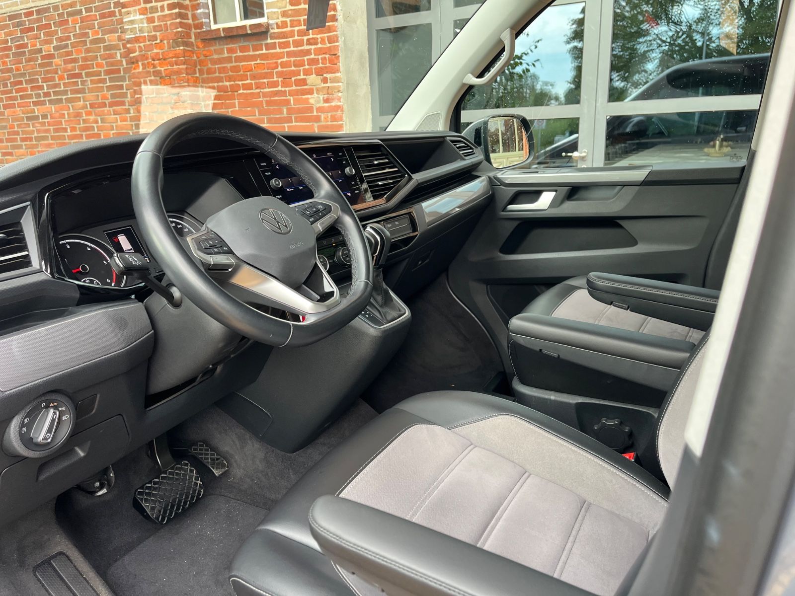 VW T6 Multivan 2021 - Image 4 of 11