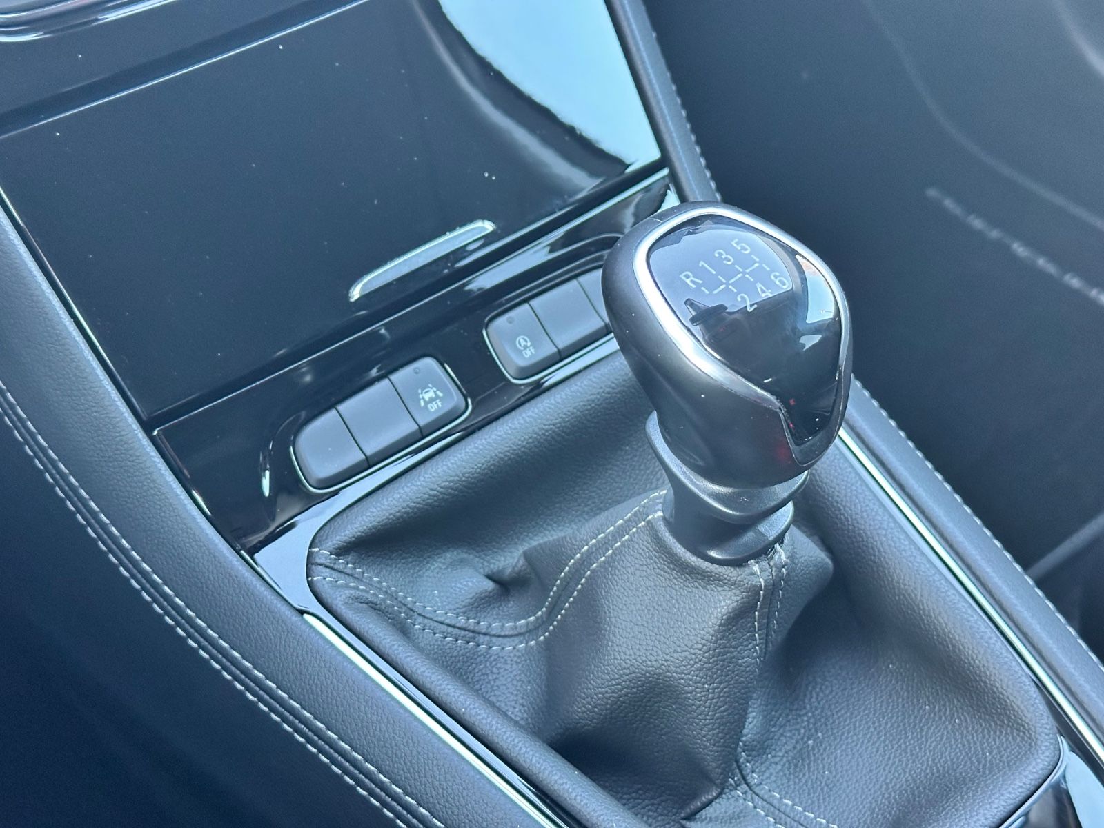 Fahrzeugabbildung Opel Grandland GS Line*Navi*360°Kamera*SHZ*LHZ