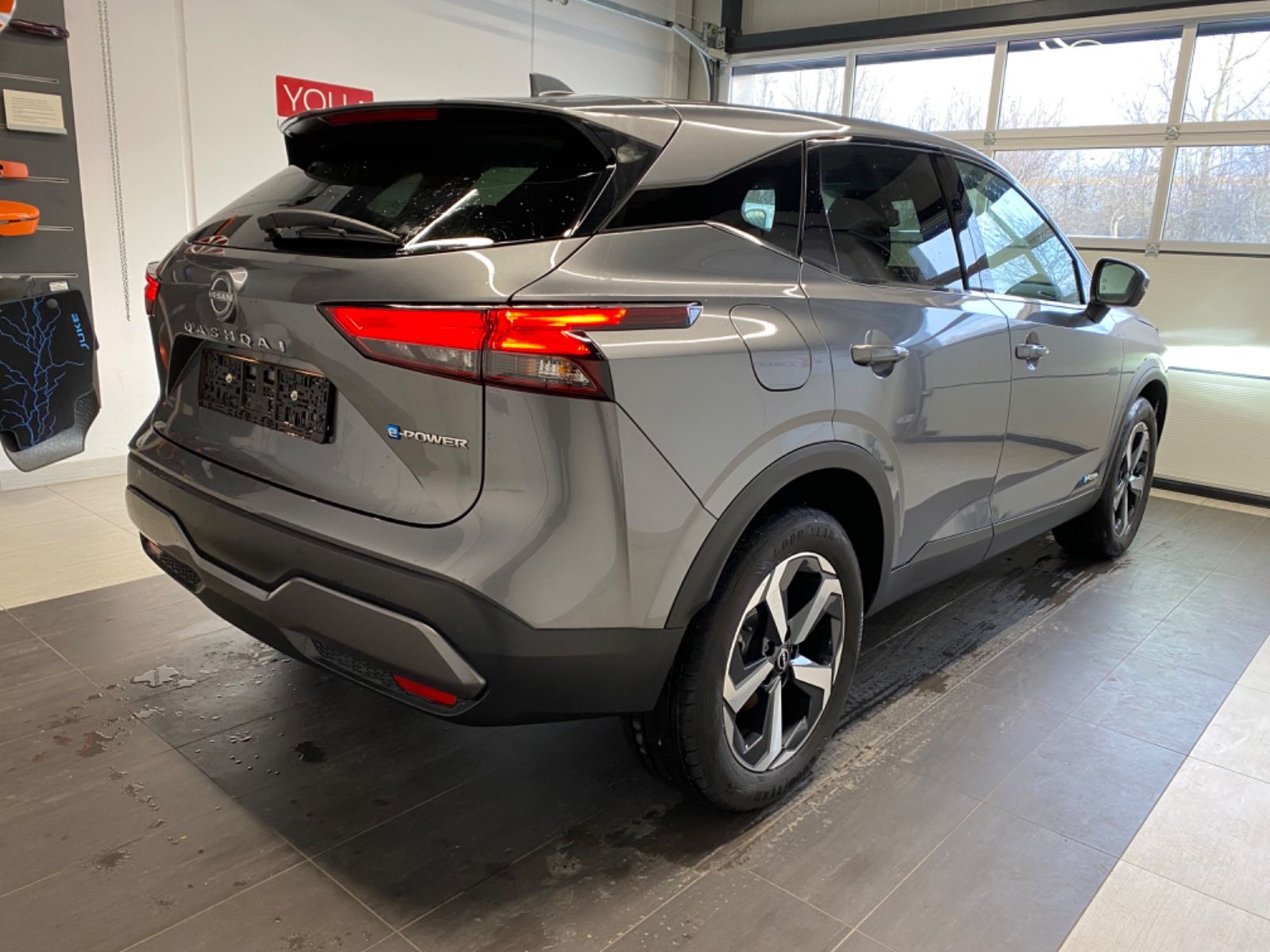Fahrzeugabbildung Nissan Qashqai N-Connecta e-Power el. Heckklappe Indukt