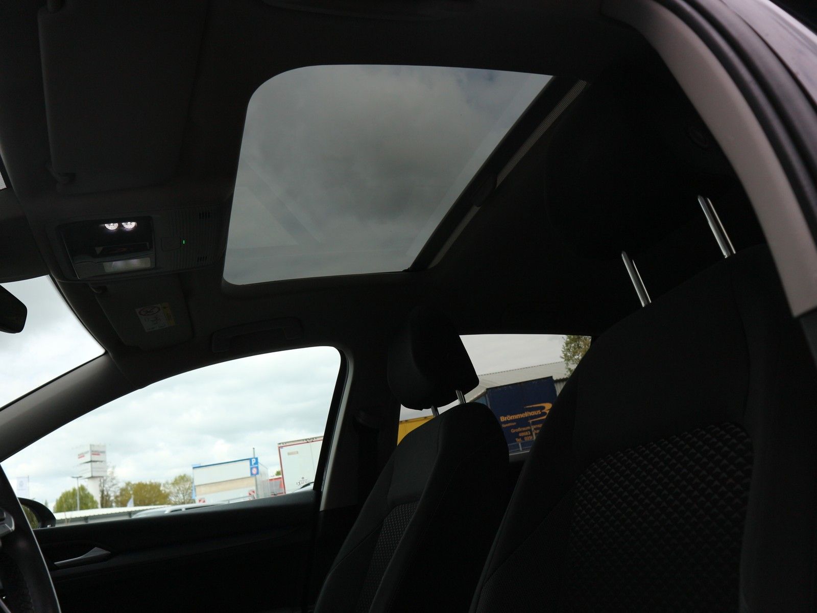 Volkswagen Golf - Bild 10
