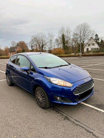 Ford Fiesta Titanium *Scheckheft * 1 Vorbe...