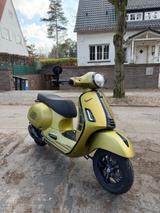 Vespa 300 GTS Supersport 1 Hand 