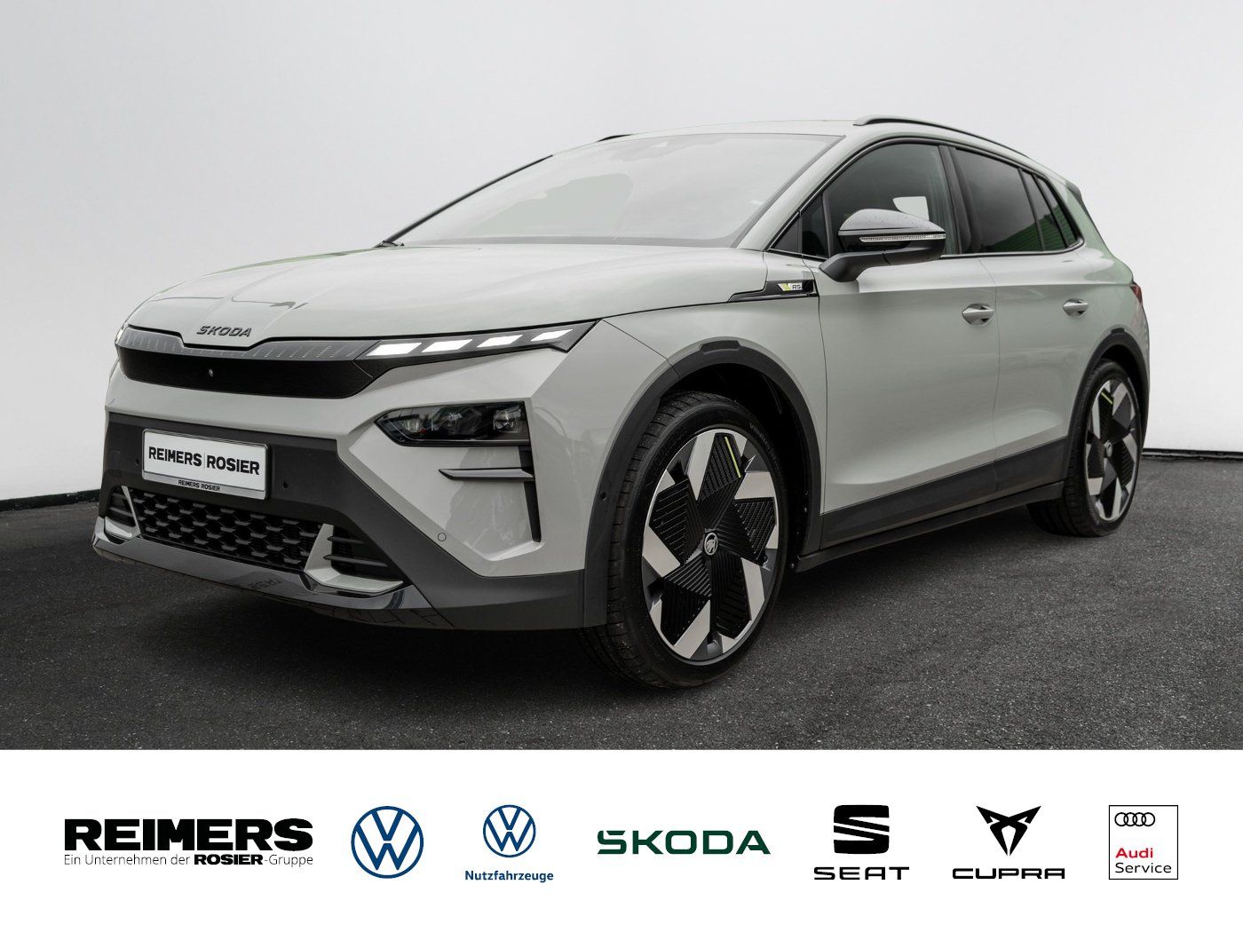 Skoda ELROQ RS DCC AHK Navi W-Pumpe 360 ACC DynLicht