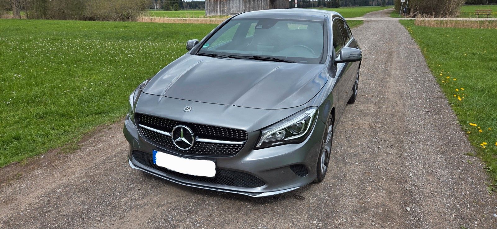 MERCEDES-BENZ CLA 180 Shooting Brake Urban | TÜV + Service NEU