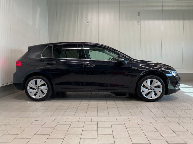 Golf VIII Style 1.5 eTSI DSG NAVI ACC IQ.LIGHT