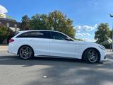 Mercedes-Benz  Mercedes-AMG C 63 T ohne OPF - Mercedes-Benz C 63 AMG: Weiß
