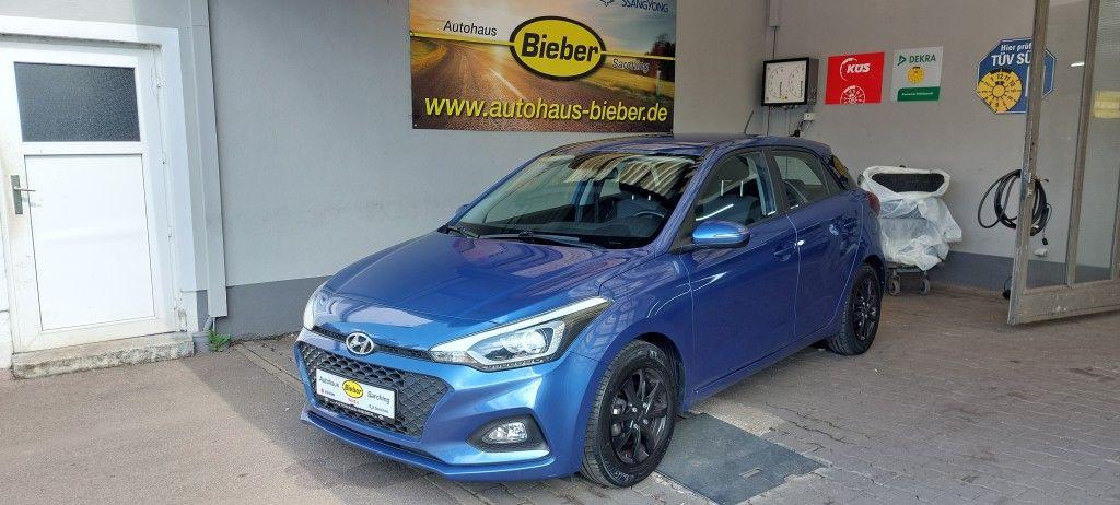 Hyundai i20 blue 1.2 Trend m.GARANTIE