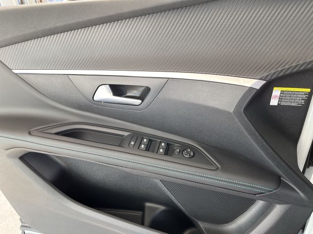 Peugeot 5008  Allure Pack 130 EAT8 Stop & Start