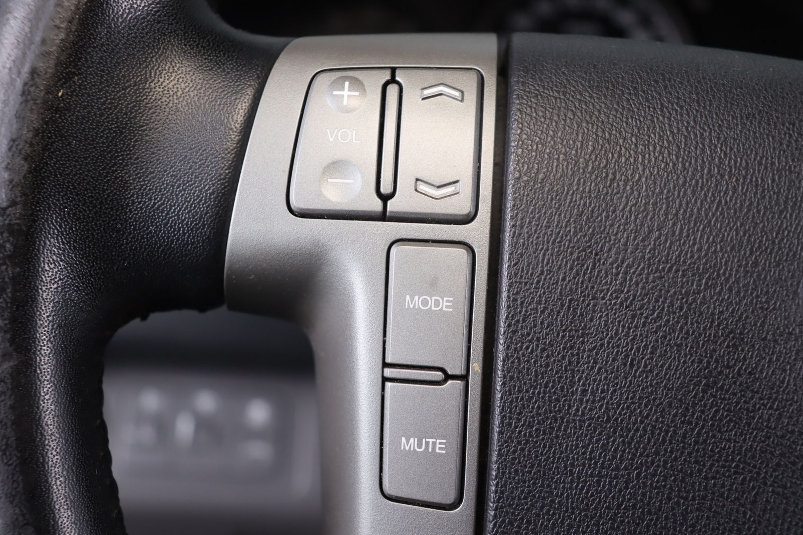 Fahrzeugabbildung Hyundai H-1 2.5CRDi Travel 8-Sitzer * PDC