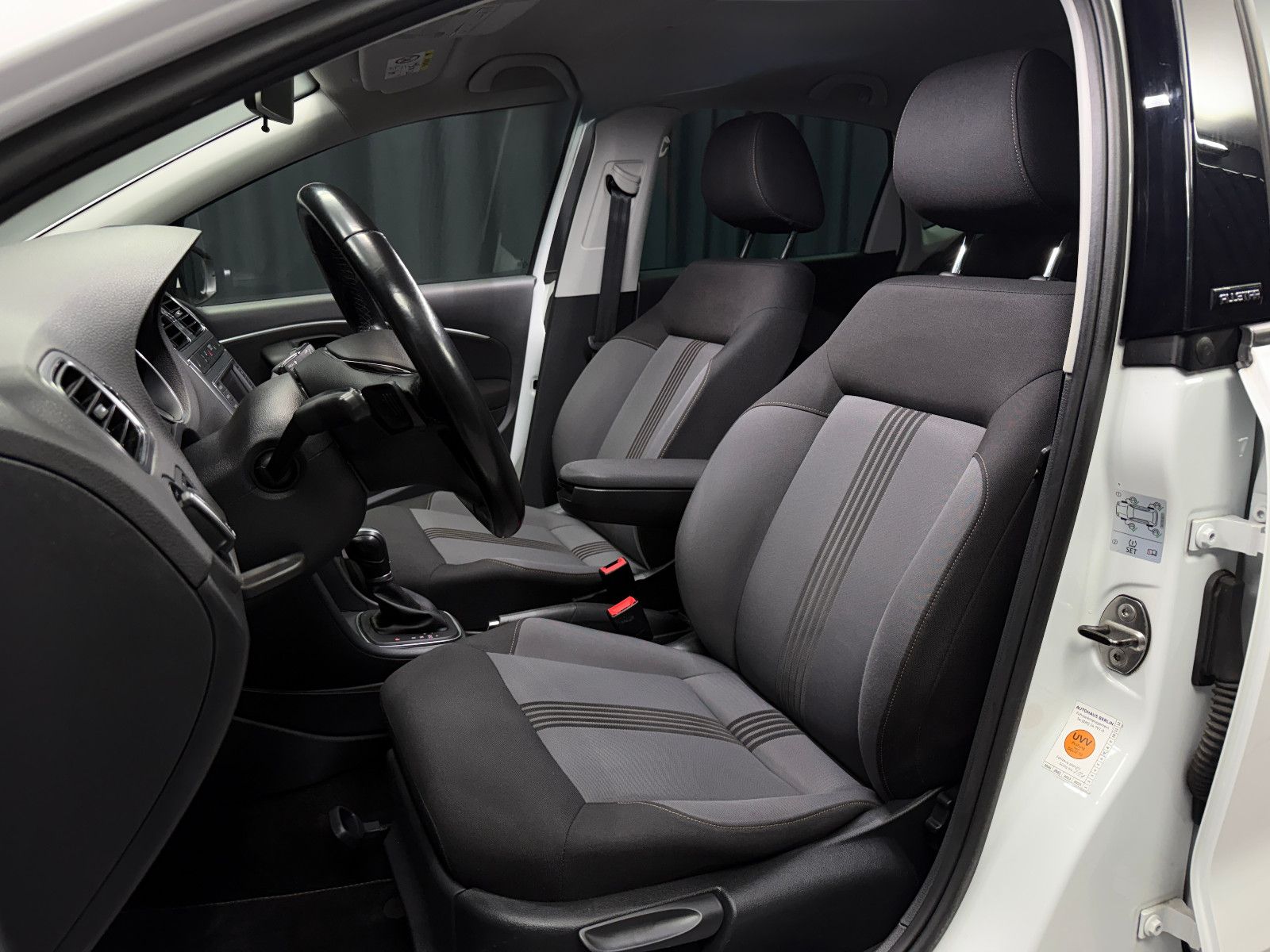 Fahrzeugabbildung Volkswagen Polo V Allstar |DSG|PDC|NAVI
