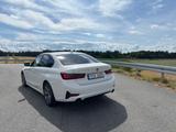 BMW 318D Sport Line,GSD,HIFI,AMBIENTE,DRIVING AS - BMW 318: Schiebedach
