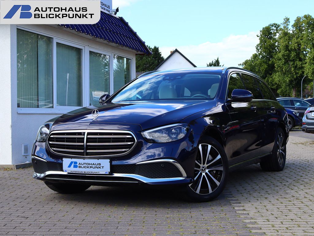 Image of Mercedes-Benz E 300