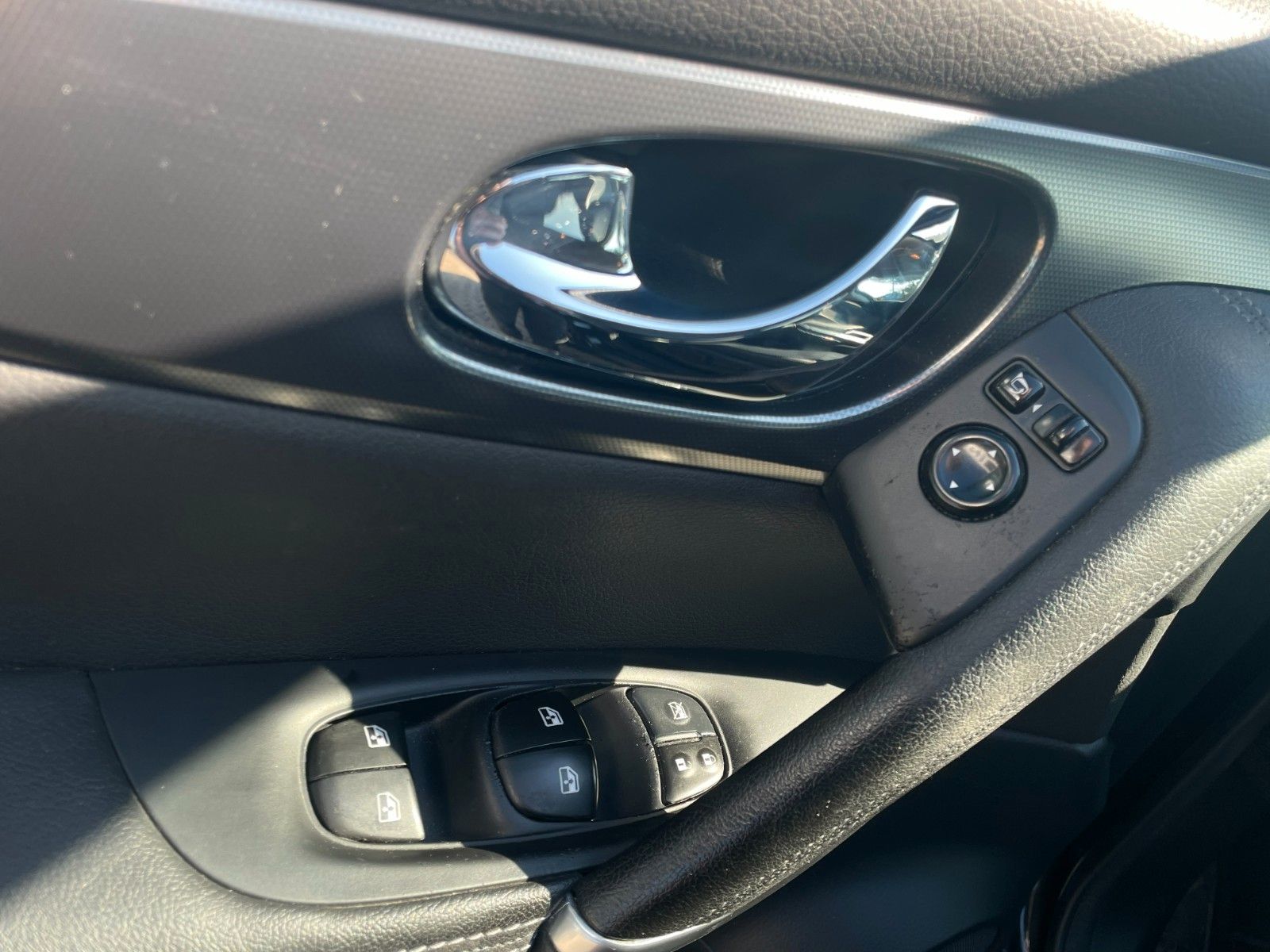 Fahrzeugabbildung Nissan Qashqai Tekna