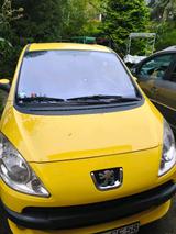 Peugeot 1007  1,6.  mit Schiebetüren - Peugeot: Schiebetür