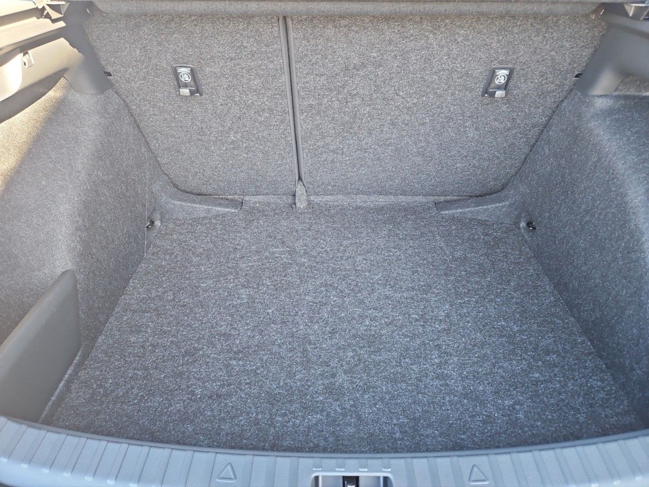 Fahrzeugabbildung SKODA Scala Selection 1.0 TSI 85 kW DSG,LED,Freisprech