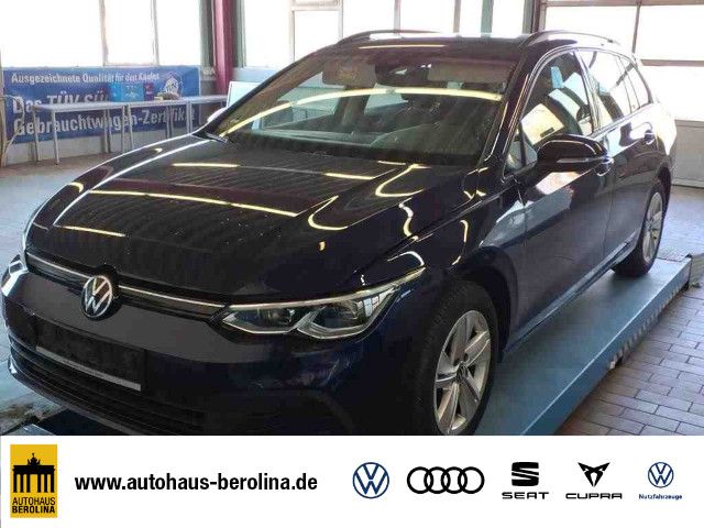 Volkswagen Golf VIII Variant 1.0 eTSI Life DSG *StdHz*LED+*