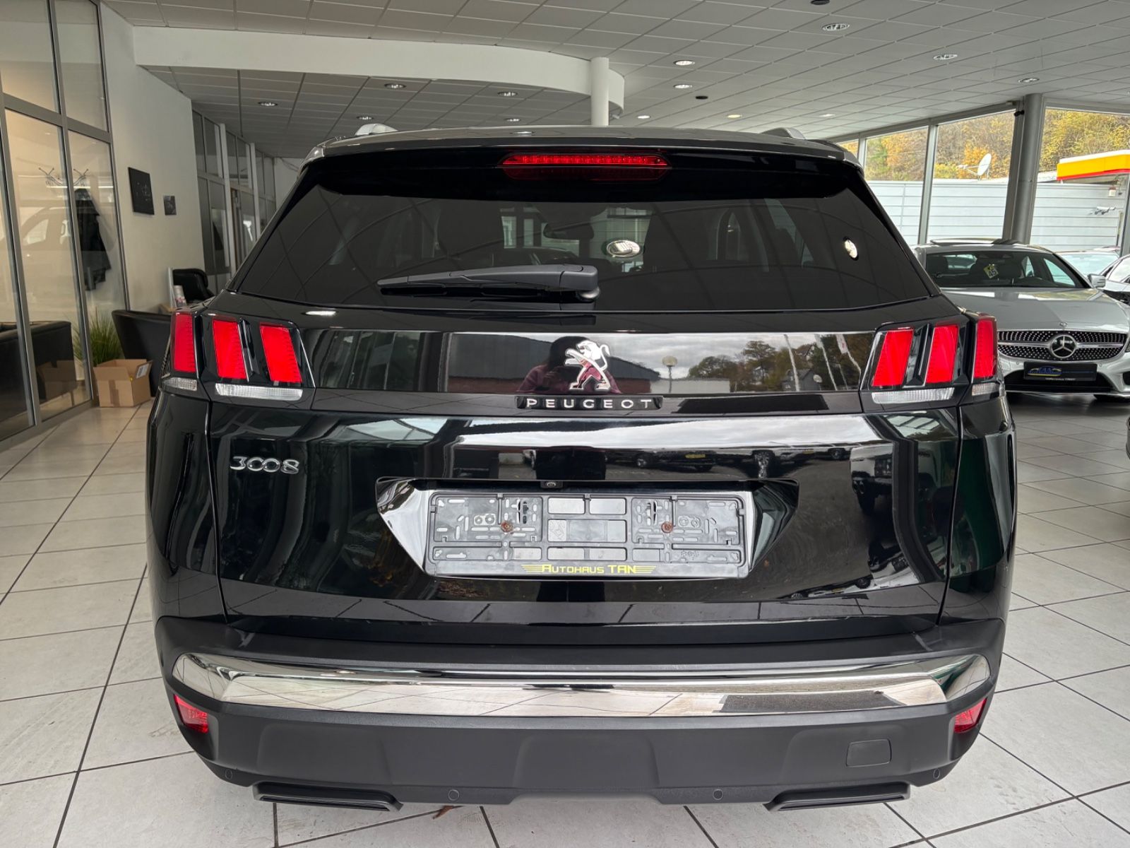 Fahrzeugabbildung Peugeot 3008 Allure