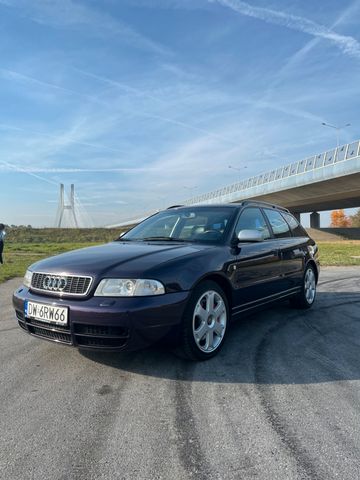 Audi S4 2.7 quattro Avant -