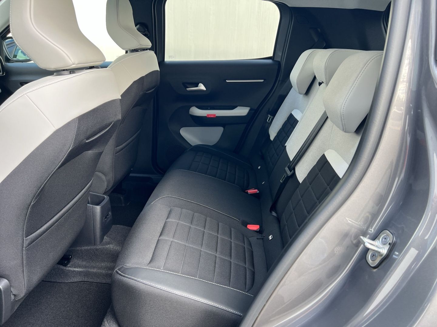 Fahrzeugabbildung Citroën C3 PureTech Turbo 100 S&S Max Navi   CarPlay