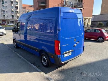 Mercedes Sprinter - 4