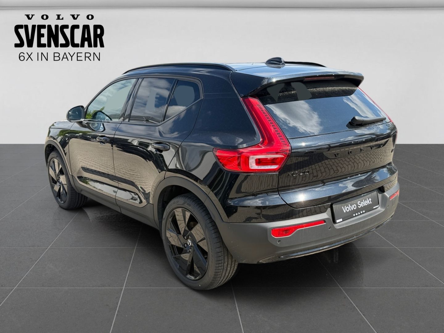 Volvo XC40 Plus Black Edition 2WD Digitales Cockpit Me imagem 3