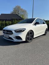 Mercedes-Benz B 200  AMG Line, Night, MBUX ,AHK, Garantie